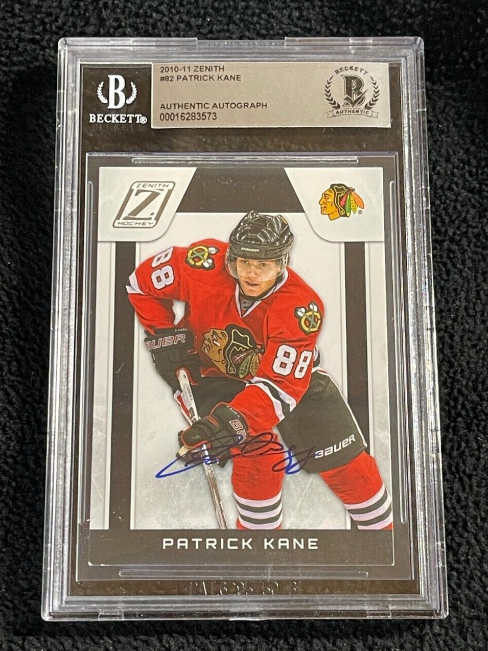 Patrick Kane Signed 2010/11 Zenith Card #82 BAS Certified Chicago Blackhawks