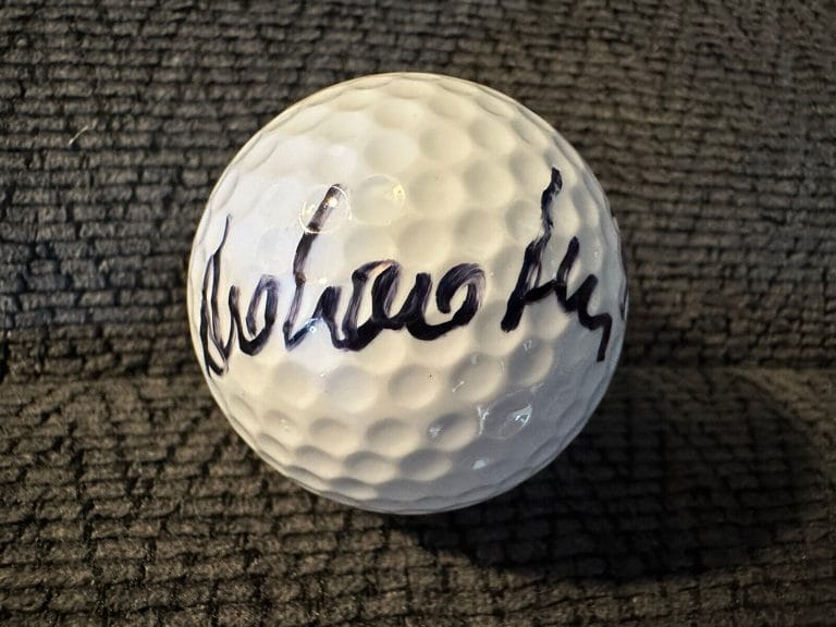 AZAHARA MUNOZ SIGNED GOLF BALL AUTOGRAPHED BREAST CANCER AWARENESS LPGA COLLECTIBLE MEMORABILIA