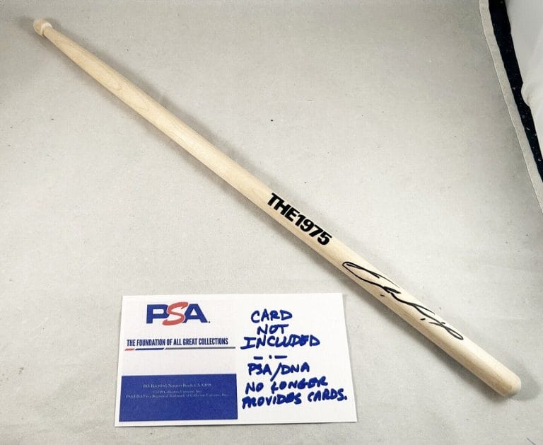 GEORGE DANIEL SIGNED DRUMSTICK THE 1975 PSA/DNA 6 COA COLLECTIBLE MEMORABILIA