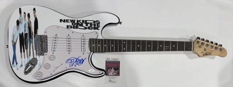 JOEY MCINTYRE SIGNED CUSTOM ELECTRIC GUITAR NEW KINGS ON THE BLOCK JSA COA COLLECTIBLE MEMORABILIA