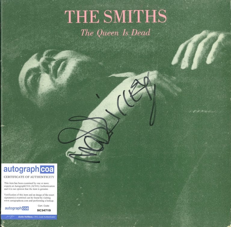MORRISSEY THE SMITH SIGNED THE QUEEN IS DEAD VINYL RECORD ACOA COLLECTIBLE MEMORABILIA