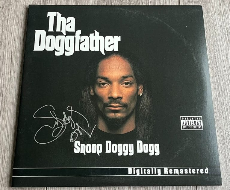 SNOOP DOGGY DOGG SIGNED AUTOGRAPH THA DOGGFATHER VINYL RECORD LP & BECKETT COA COLLECTIBLE MEMORABILIA