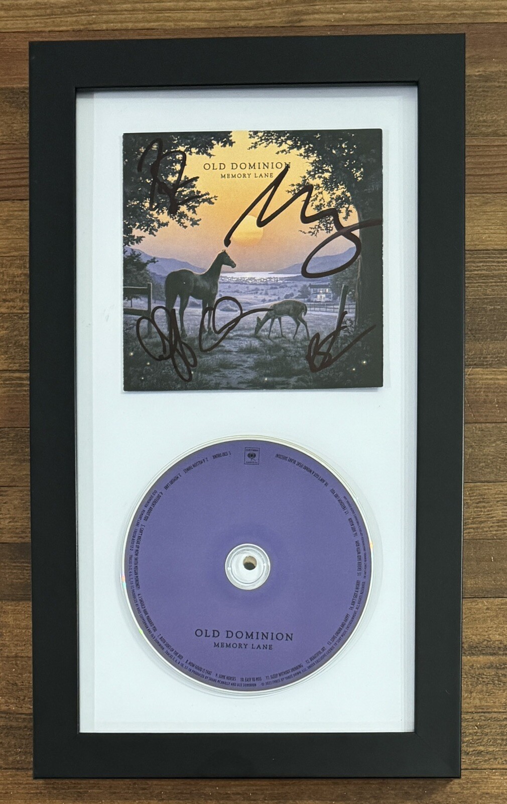 SIGNED Memory Lane Old Dominion AUTOGRAPHED CD FULL BAND BAS Beckett COA + FRAME