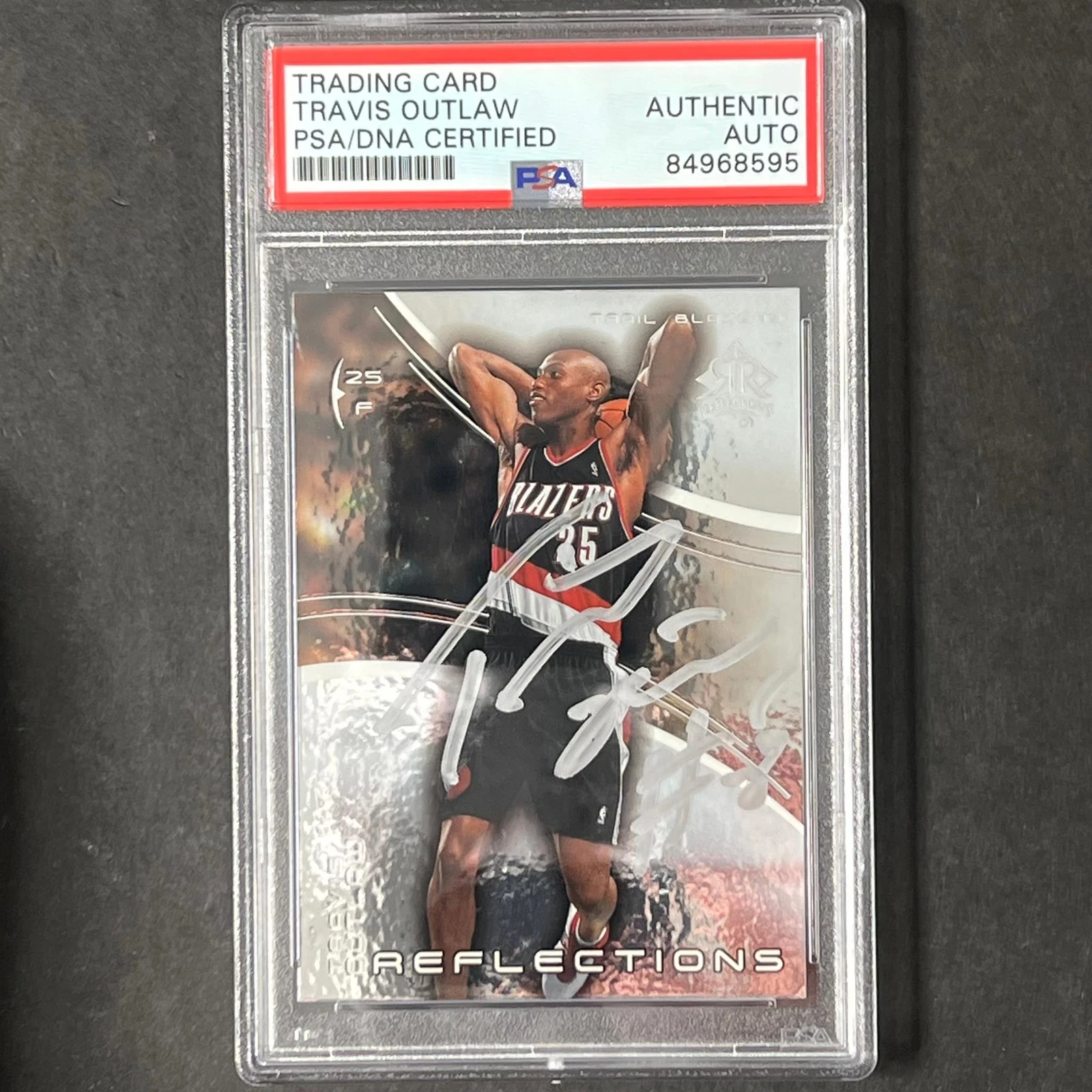 2004 Upper Deck Reflections #68 Travis Outlaw Signed Card AUTO PSA Slabbed Blaze