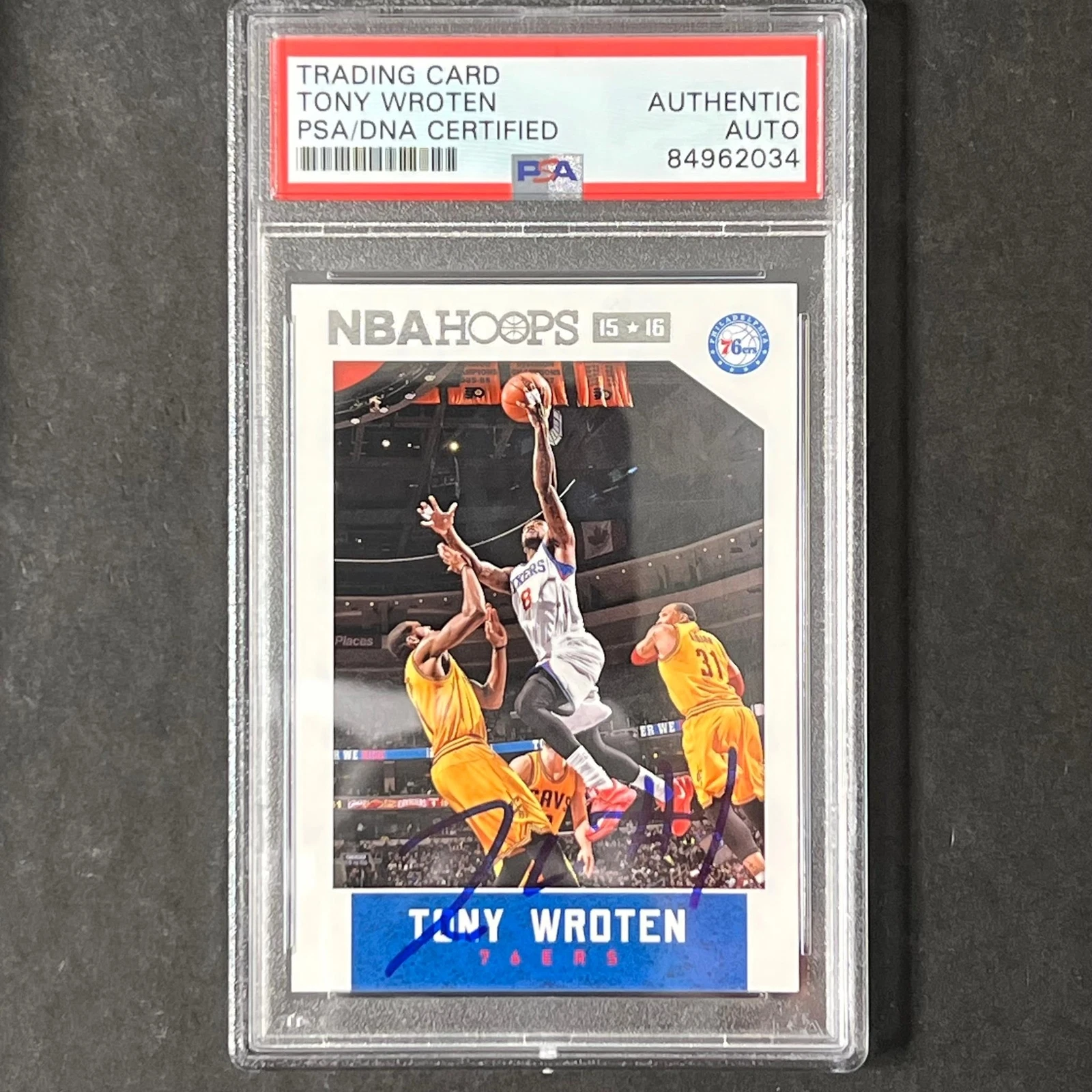 2015-16 Panini Hoops #120 Tony Wroten Signed Card AUTO PSA Slabbed 76ers