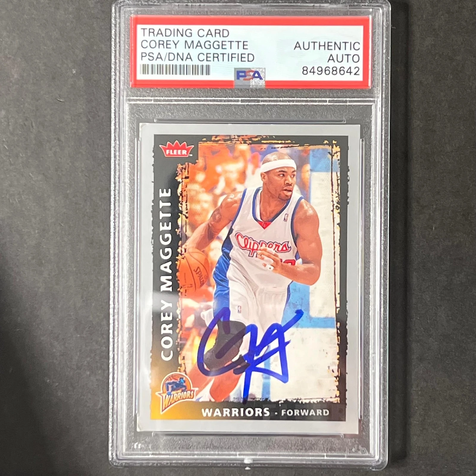 2008-09 NBA Fleer Hot Prospects #156 Corey Maggette Signed Card AUTO PSA Slabbed
