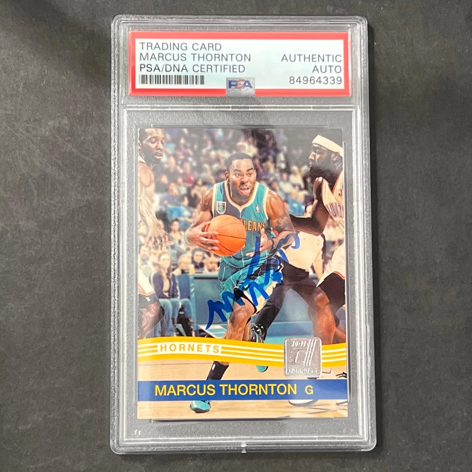 2010-11 Panini #102 Marcus Thornton Signed Card AUTO PSA Slabbed Hornets