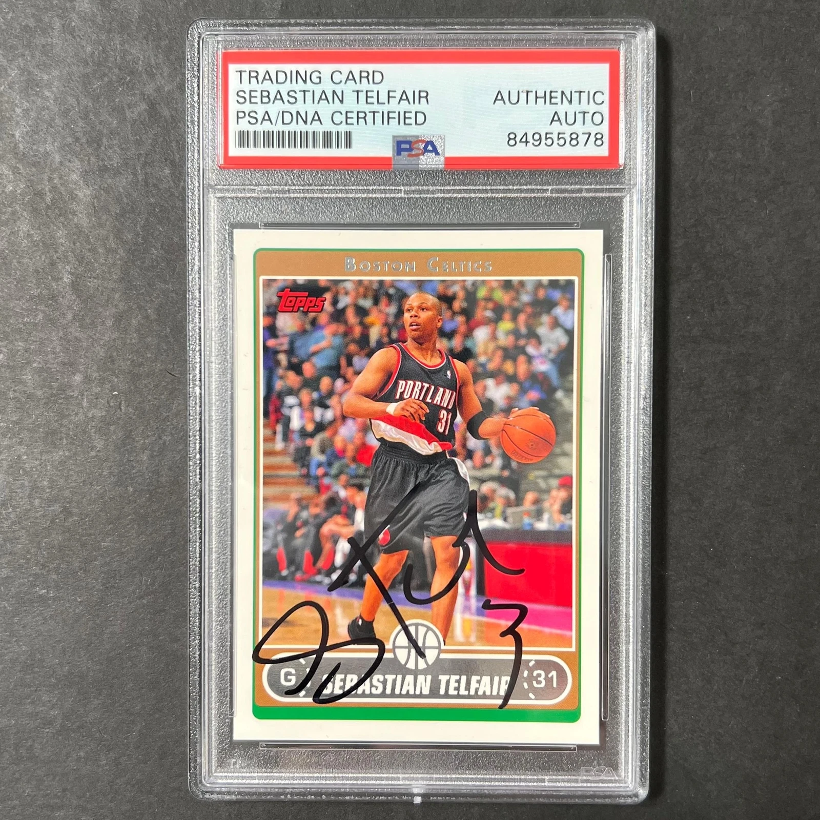 2006-07 Topps #14 Sebastian Telfair Signed Card AUTO PSA/DNA Slabbed Boston Celt