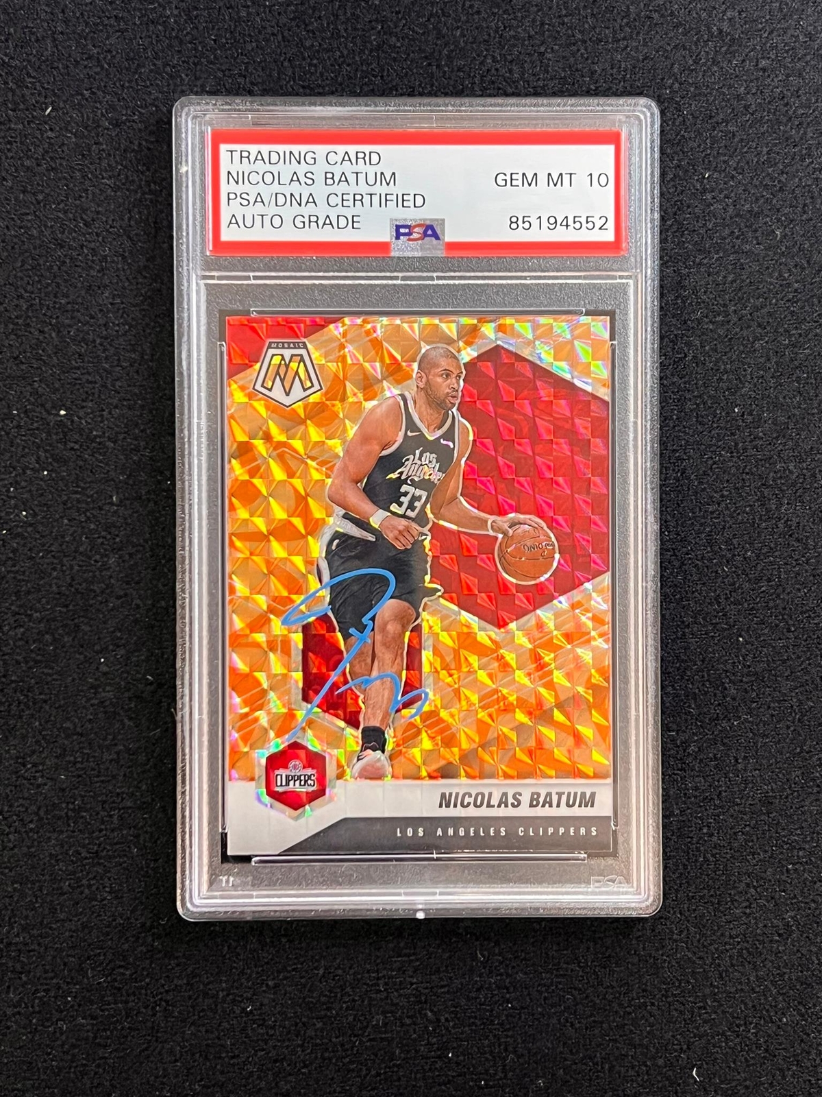 2020-21 Panini Mosaic #82 Nicolas Batum Signed Card AUTO PSA Slabbed Clippers