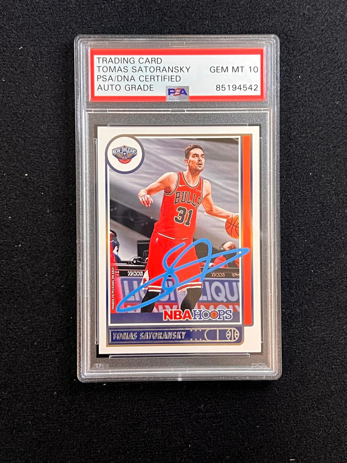 2021-22 Panini Hoops #75 Tomas Satoransky Signed Card AUTO 10 PSA Slabbed Pelica