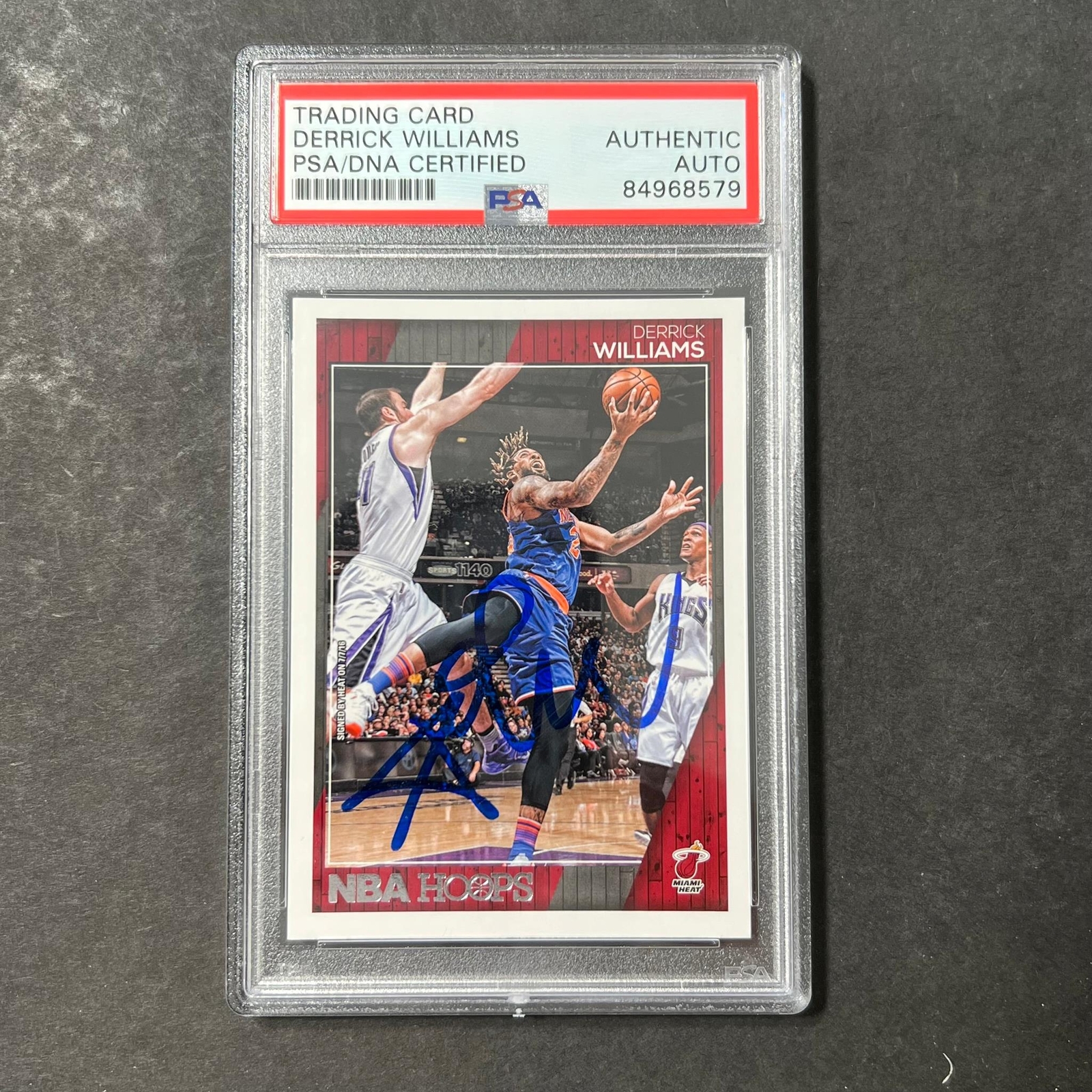 2016-17 Panini Hoops #69 Derrick Williams Signed Card PSA/DNA Slabbed Heat