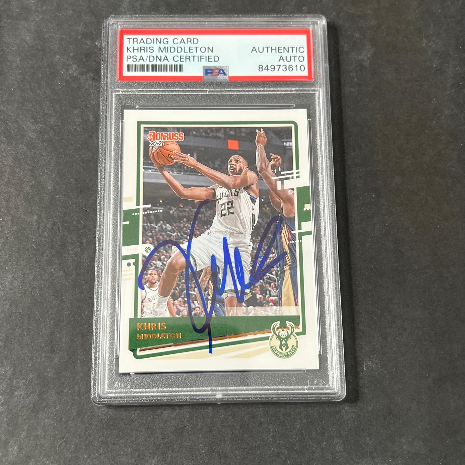 2020-21 Panini Donruss #185 Khris Middleton Signed Card AUTO PSA/DNA Slabbed Buc