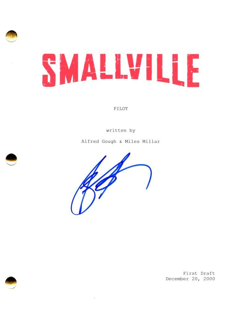 Justin Hartley Signed Autograph Smallville Pilot Script Screenplay Oliver Queen
