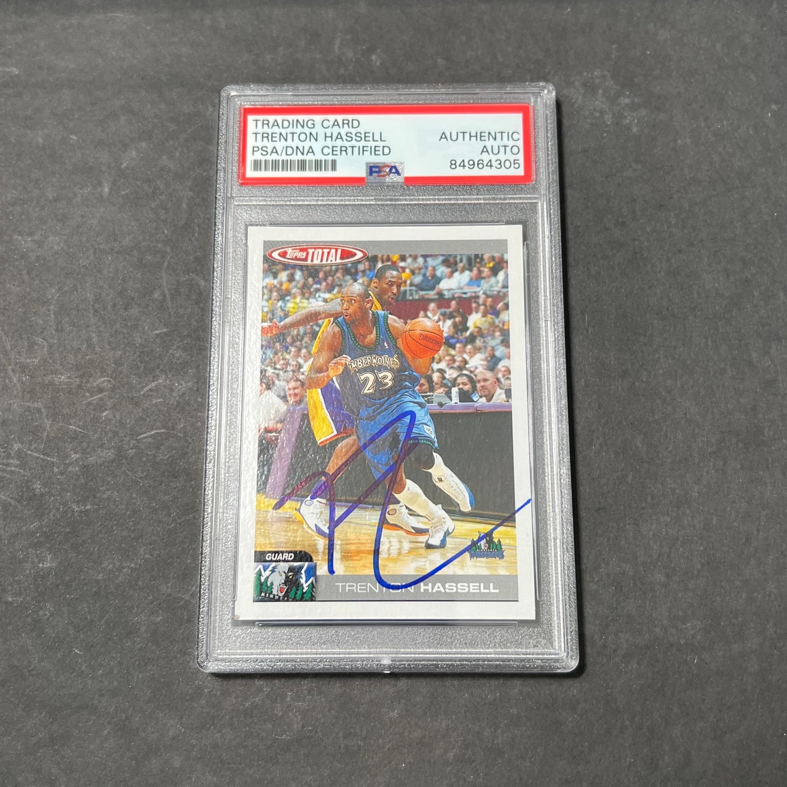 2004-05 Topps Total #93 Trenton Hassell Signed Card AUTO PSA Slabbed Minnesota T