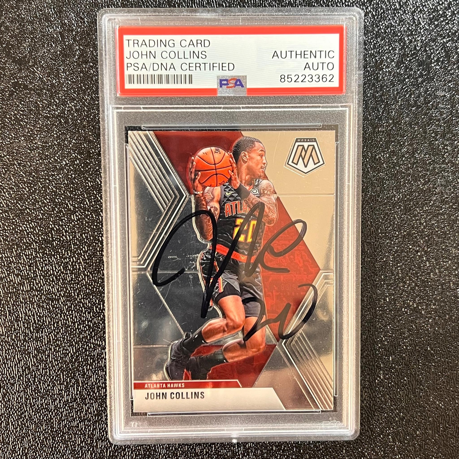 2019-20 PANINI Mosaic #192 John Collins Signed Card AUTO PSA/DNA Slabbed Hawks R