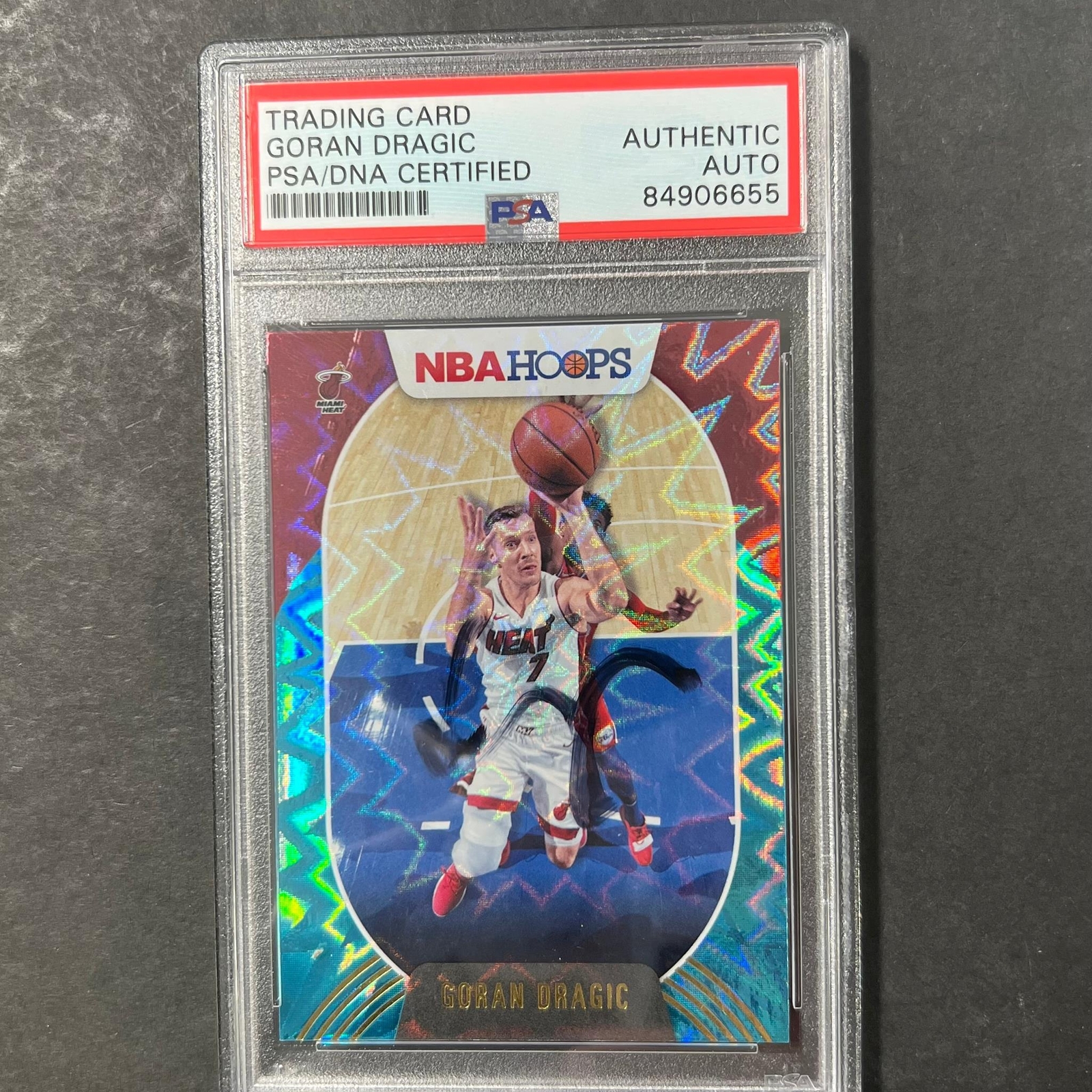 2020-21 NBA Hoops #165 Goran Dragic Signed Card AUTO PSA/DNA Slabbed Heat