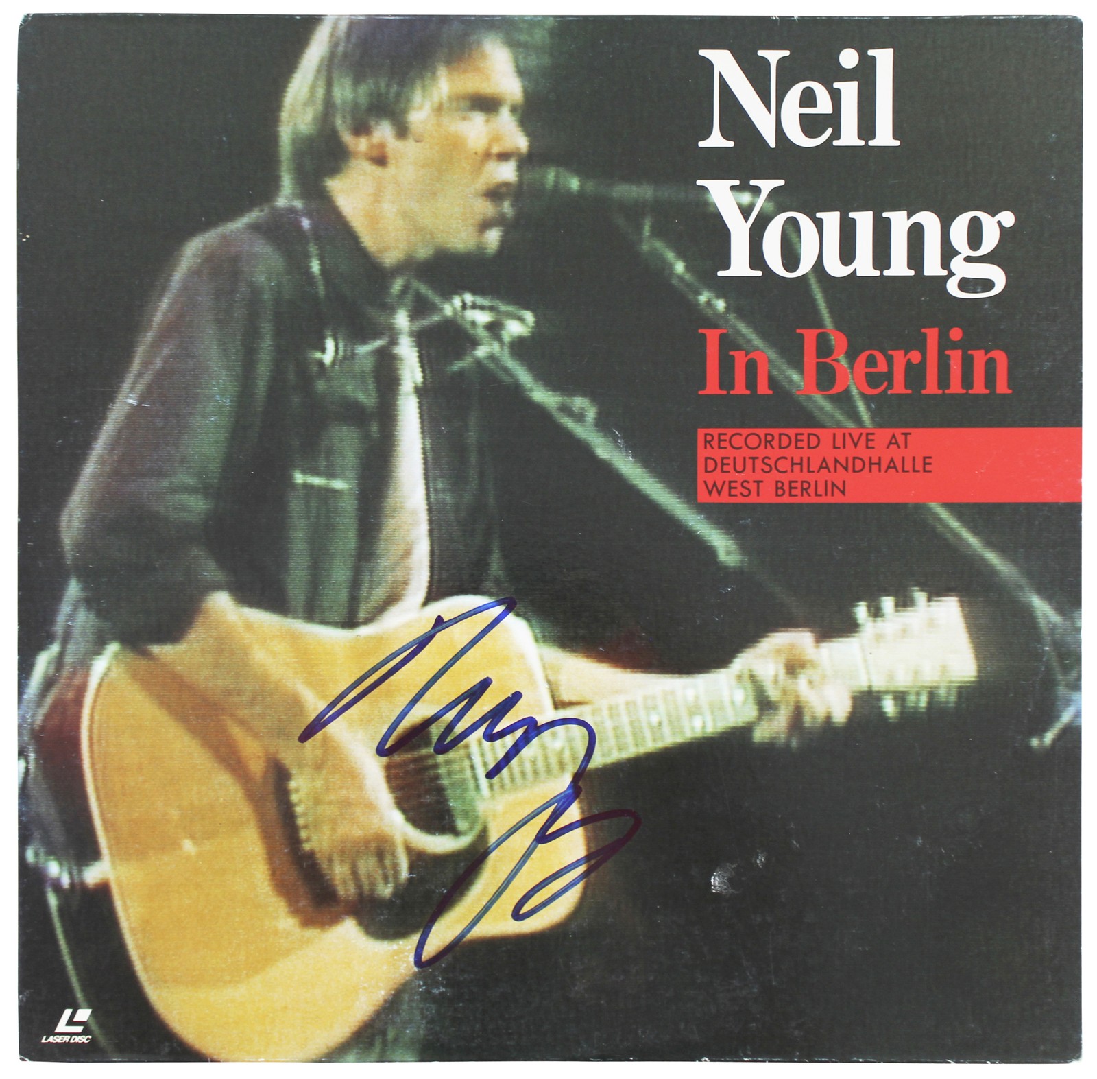 Neil Young Authentic Signed In Berlin Laserdisc Cover W/o Disk BAS #AA46422