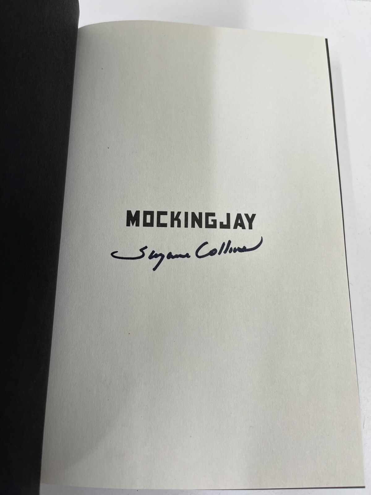 Suzanne Collins Signed Mockingjay Hardcover Book Authentic Autograph