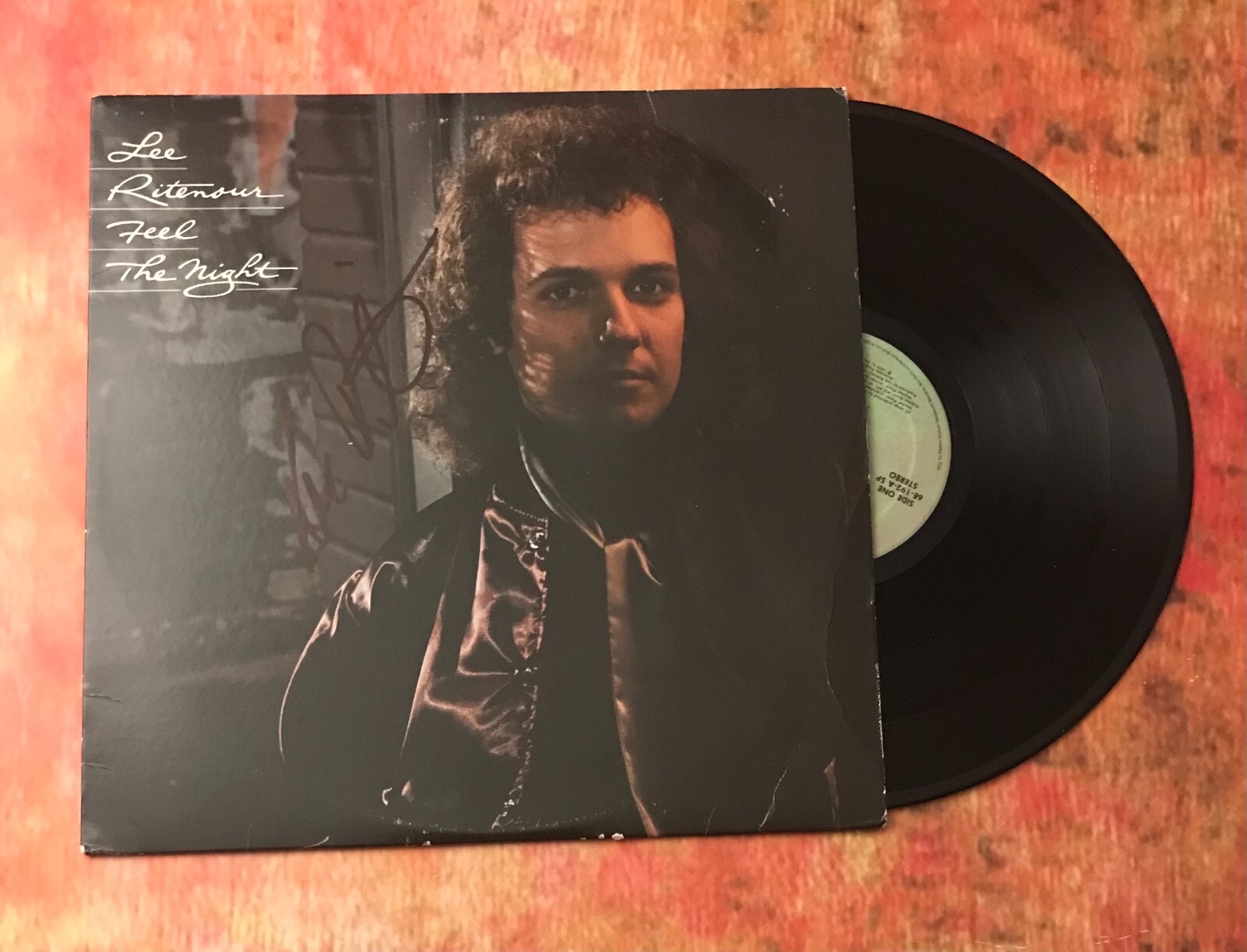 GFA Feel The Night Guitarist * LEE RITENOUR * Signed Record Album JL2 COA
