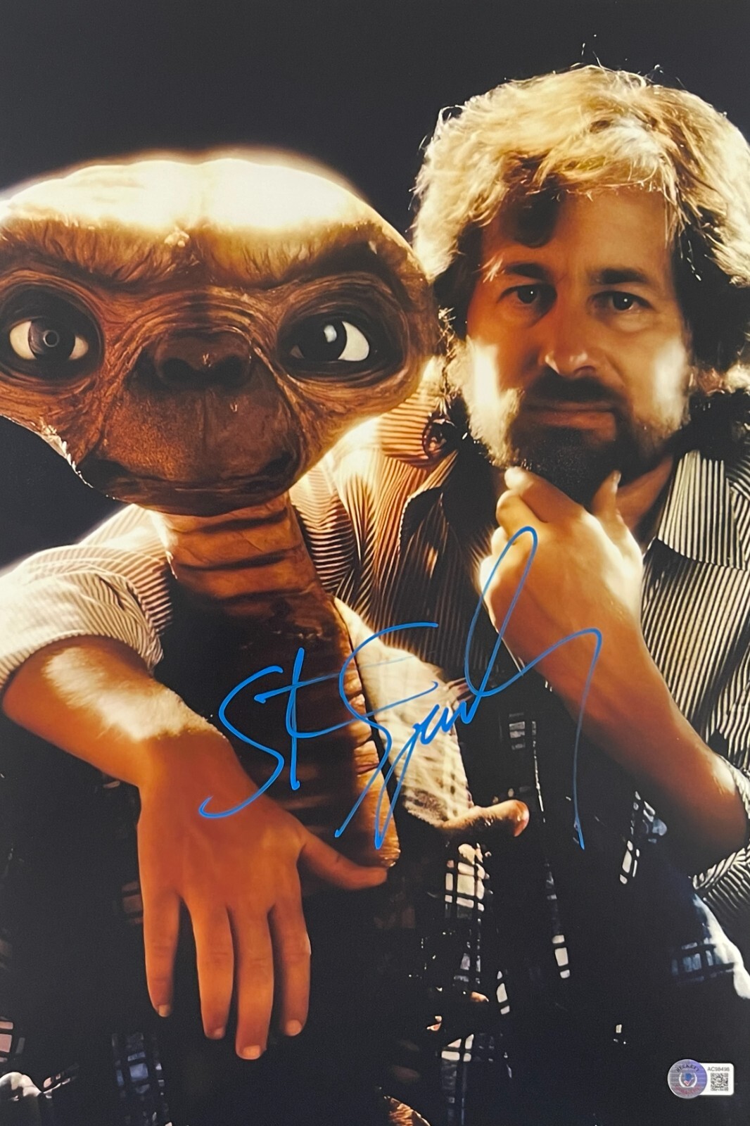 Steven Spielberg Signed 12x18 Photo E.T. ET Authentic Autograph Beckett