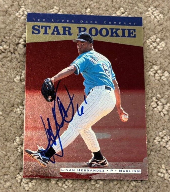 Livan Hernandez signed autographed 1996 Upper Deck Rookie Card #244