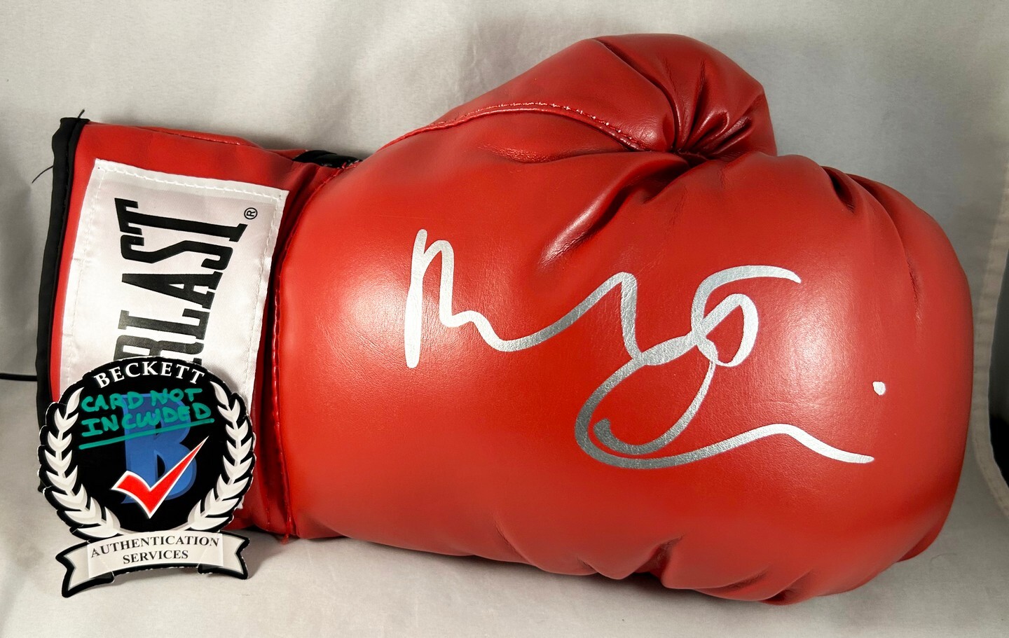 Robert Deniro Signed Boxing Glove Raging Bull Beckett BAS 1 COA