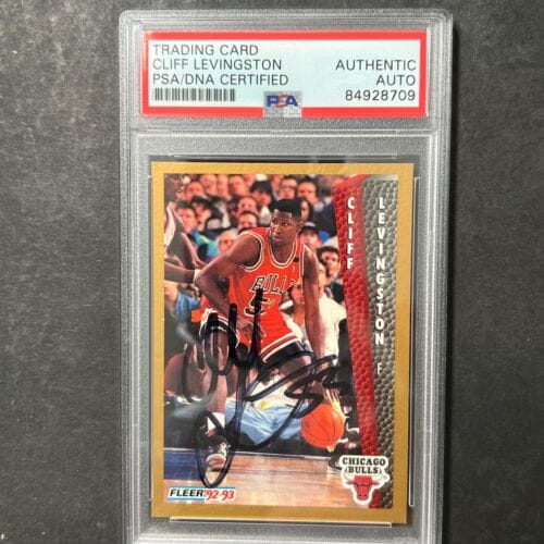 1992-93 FLEER #24 CLIFF LEVINGSTON SIGNED CARD PSA SLABBED BULLS COLLECTIBLE MEMORABILIA