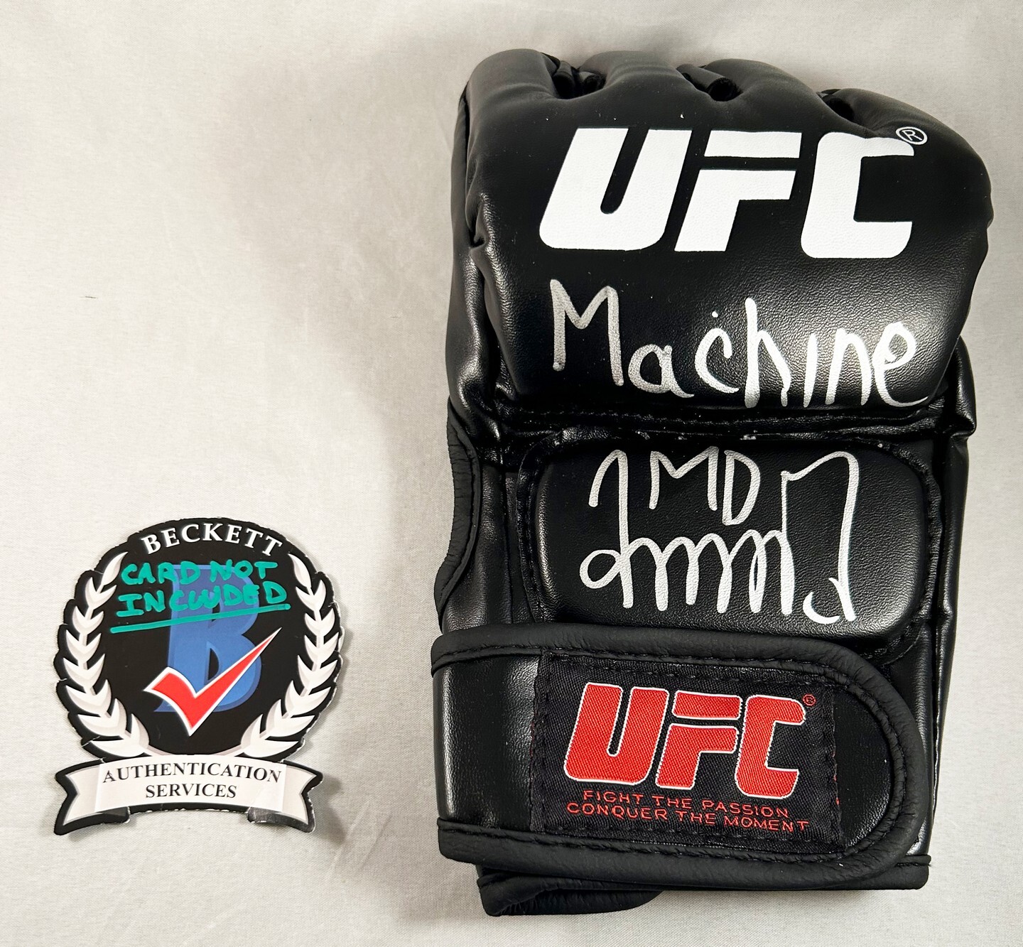 Merab Dvalishvili Signed UFC Glove MMA Beckett BAS 3 COA
