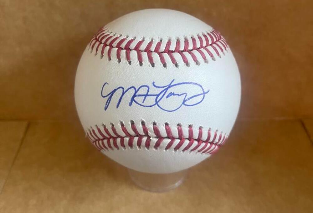 MICHAEL TAYLOR TWINS/ROYALS/NATS SIGNED AUTO M.L. BASEBALL BECKETT AUTH
