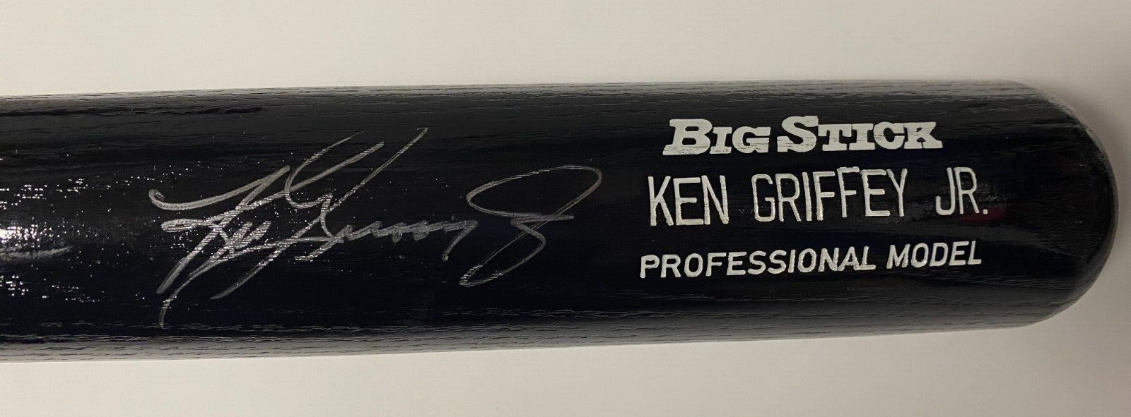 KEN GRIFFEY JR SEATTLE MARINERS SIGEND AUTOGRAPHED RAWLINGS BLACK BAT PSA