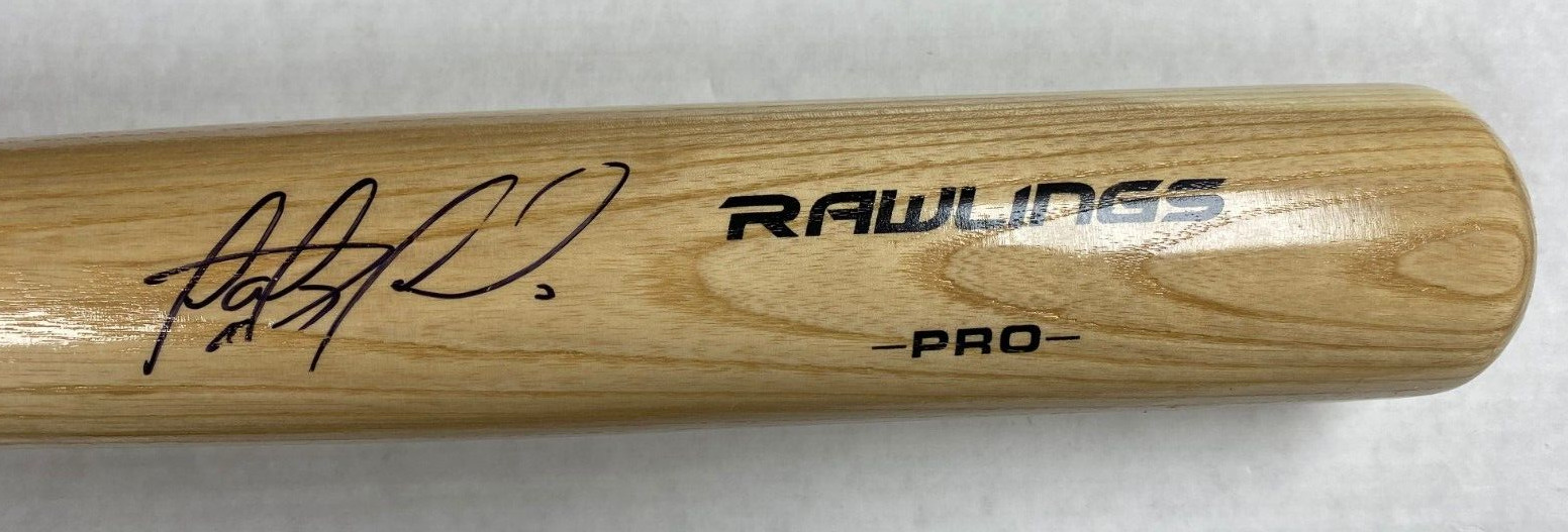 FERNANDO TATIS JR SAN DIEGO PADRES SIGNED AUTO BLONDE RAWLINGS BAT USA HOLO **