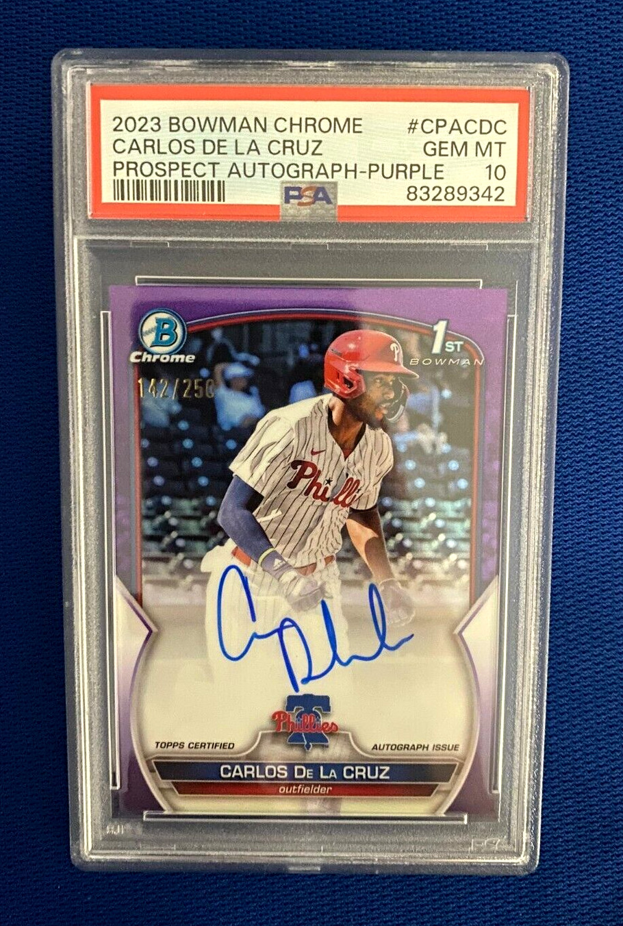 2023 BOWMAN CHROME CARLOS DE LA CRUZ PHILLIES PURPLE REFRACTOR AUTO RC PSA 10
