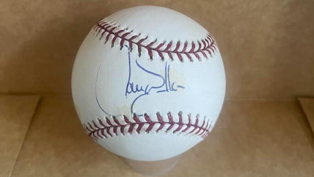 LARRY WALKER EXPOS/ROCKIES SIGNED VINTAGE M.L. BASEBALL JSA AUTH