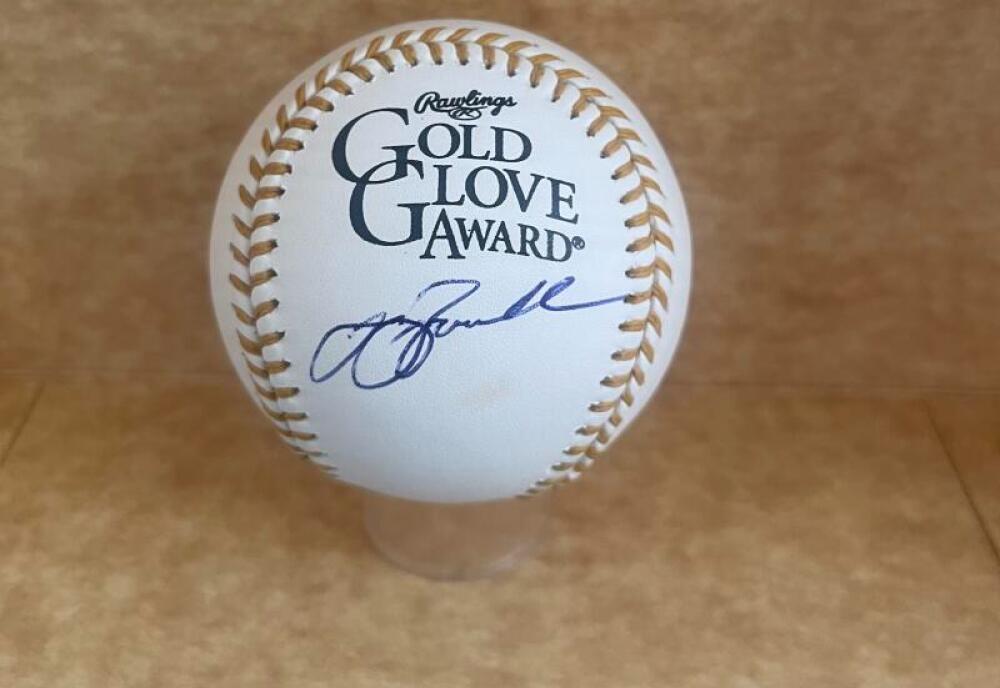 JEFF BAGWELL ASTROS SIGNED AUTOGRAPHED GOLD GLOVE BASEBALL BECKETT AUTH