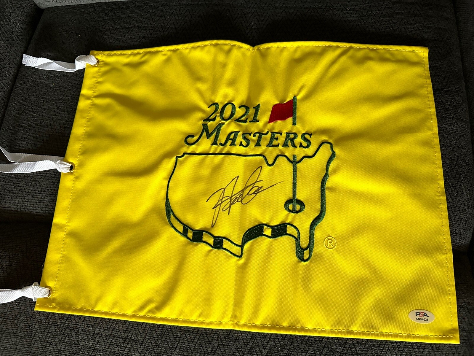 Hideki Matsuyama SIGNED 2021 Masters Golf Flag Augusta PSA/DNA Authenticated