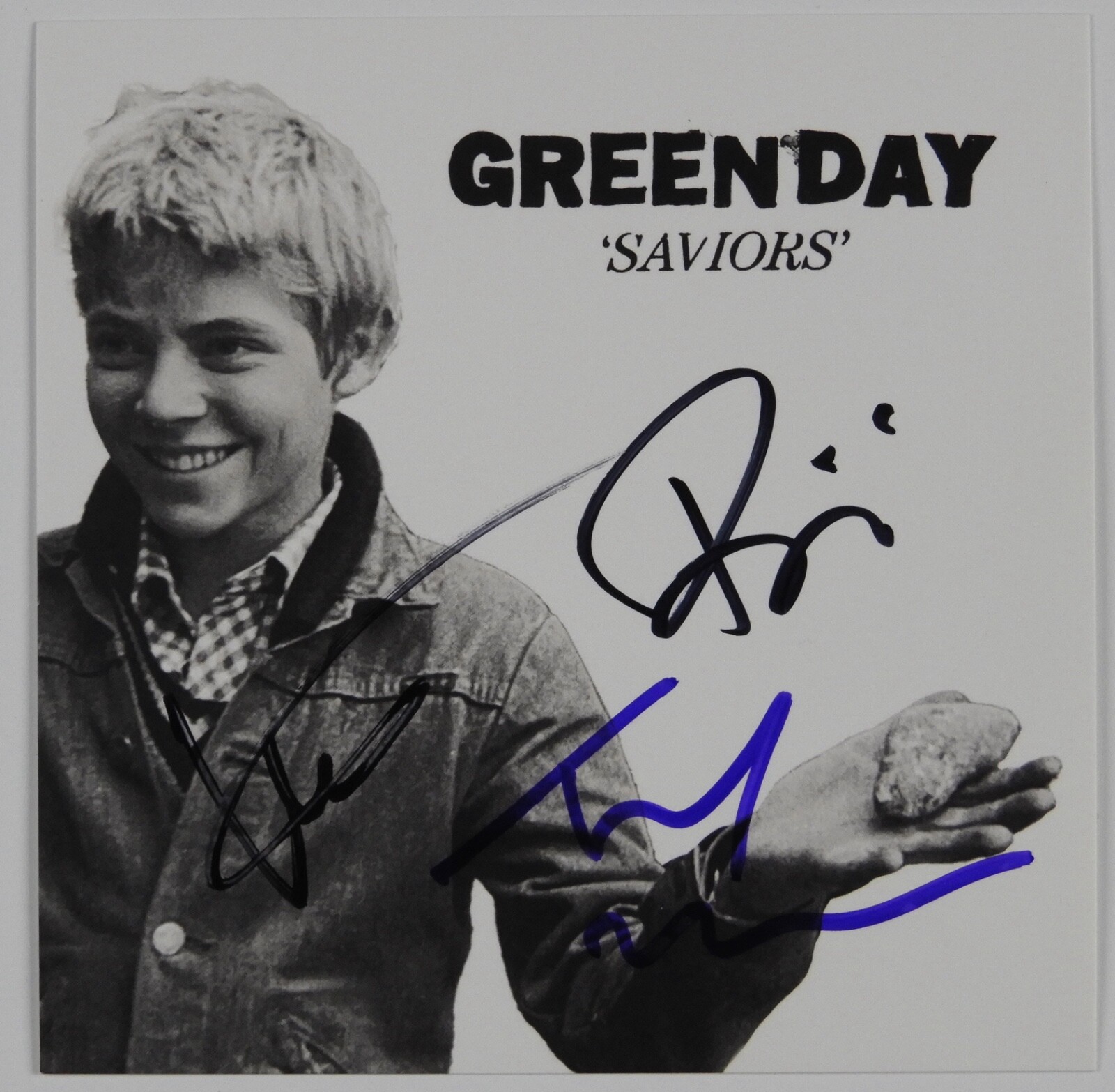 Signed Green Day Autographed Memorabilia, Guitar & Posters For