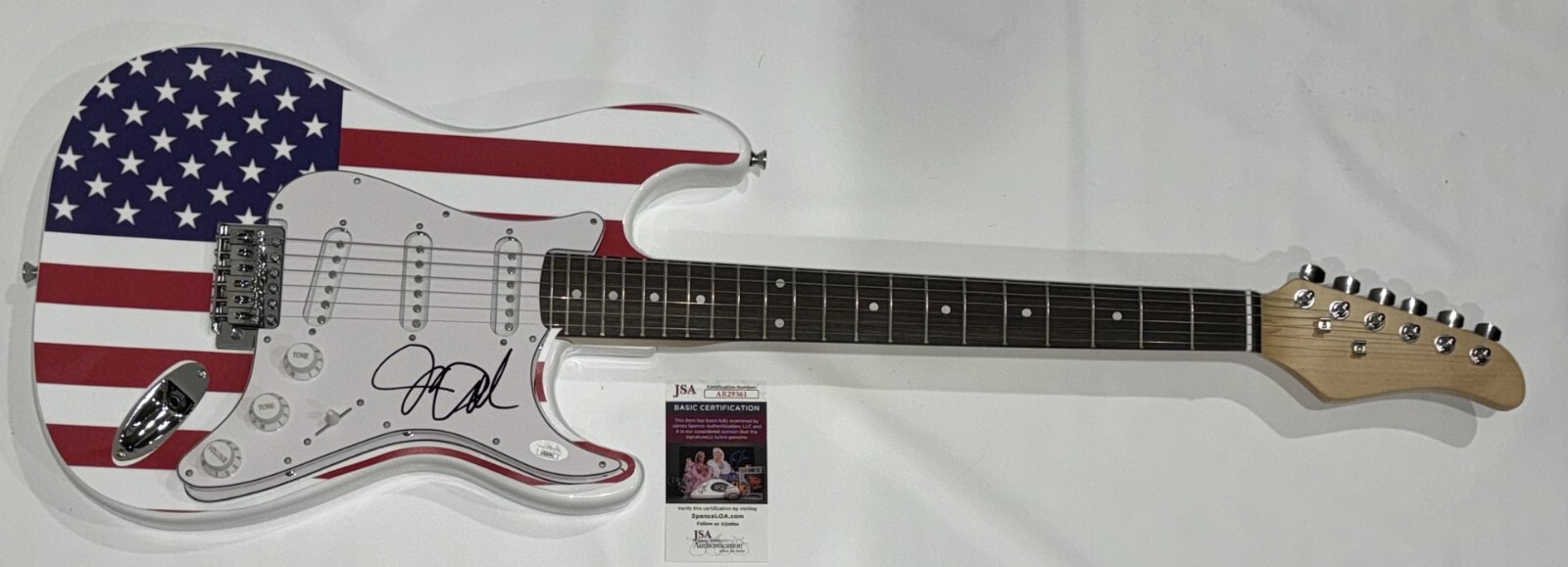 JUDY COLLINS SIGNED USA FLAG ELECTRIC GUITAR AUTOGRAPHED PROOF JSA COA