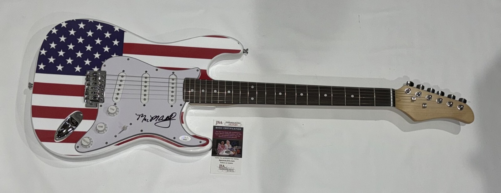 MAC MCANALLY SIGNED USA FLAG ELECTRIC GUITAR CORAL REEFER BAND JSA COA