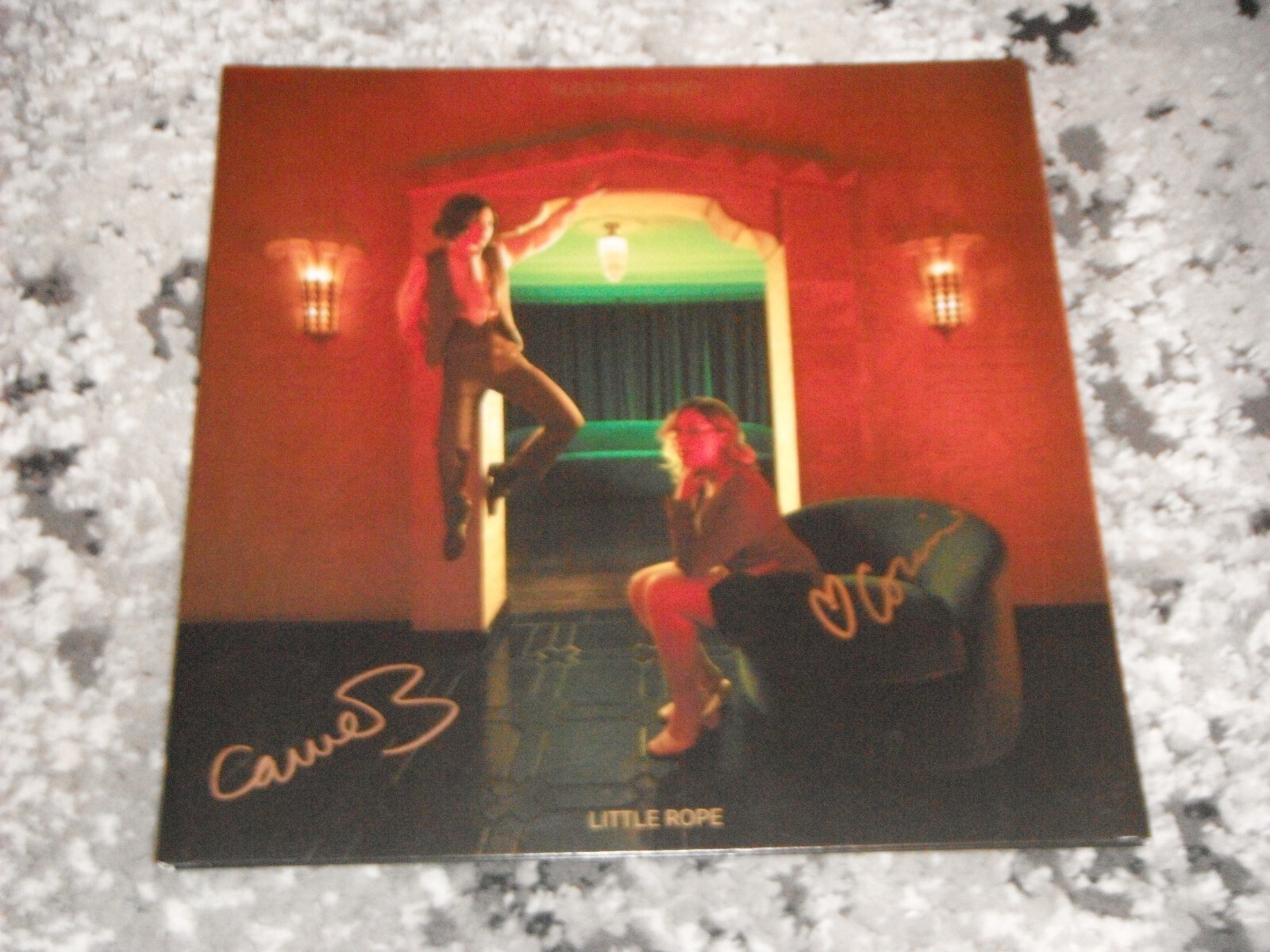 SLEATER KINNEY GROUP SIGNED LITTLE ROPE VINYL ALBUM