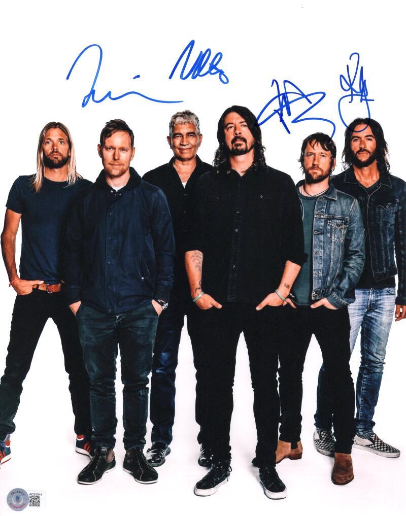 Foo Fighters Signed Autograph 11x14 Photo - Taylor Hawkins Pat Nate Rami Beckett