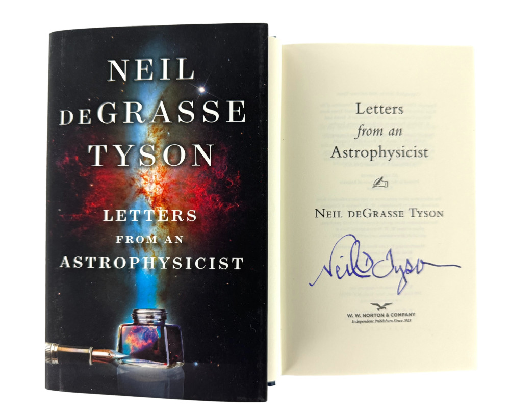 NEIL DEGRASSE TYSON SIGNED AUTOGRAPH LETTERS FROM AN ASTROPHYSICIST BOOK COLLECTIBLE MEMORABILIA