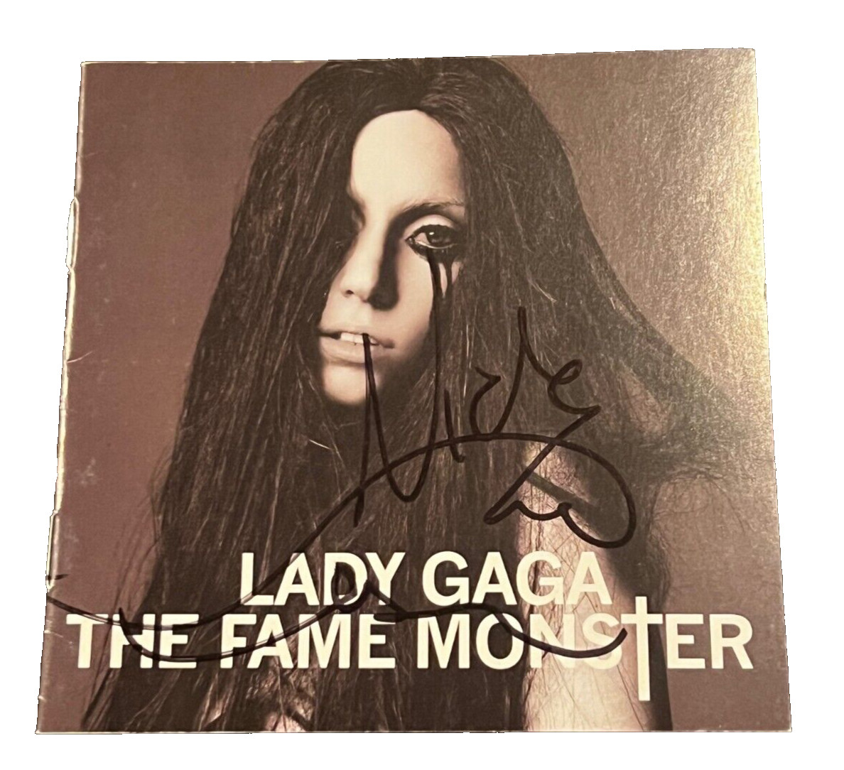 LADY GAGA signed (THE FAME MONSTER) Cd Cover autographed PSA/DNA Y72770