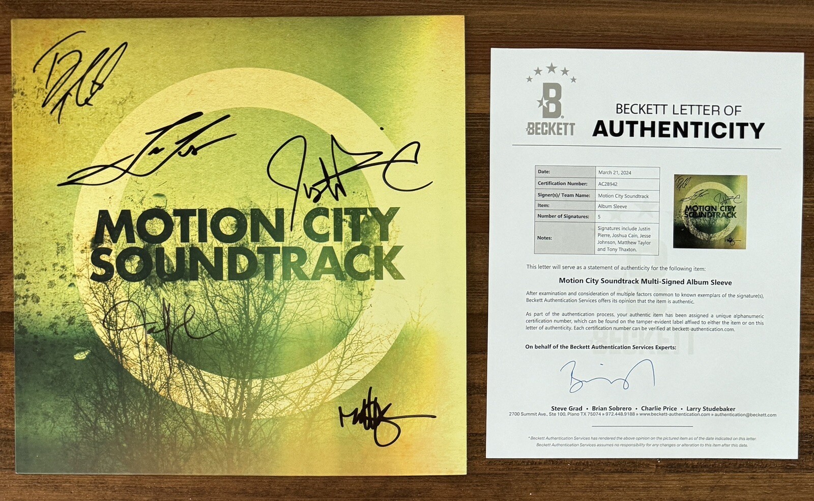 Motion City Soundtrack SIGNED Go Exclusive Green Vinyl BAS Beckett COA Autograph