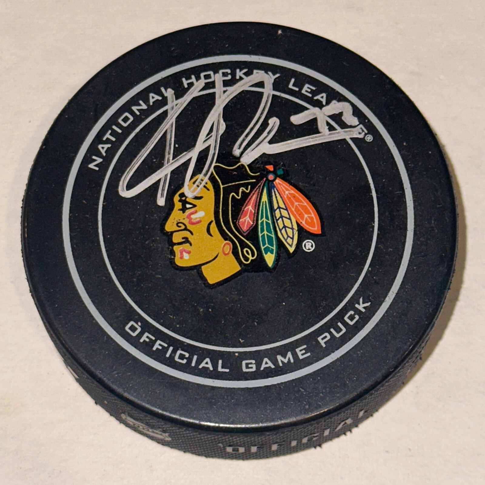 KIRBY DACH Signed Chicago BLACKHAWKS Official GAME Puck Beckett BAS