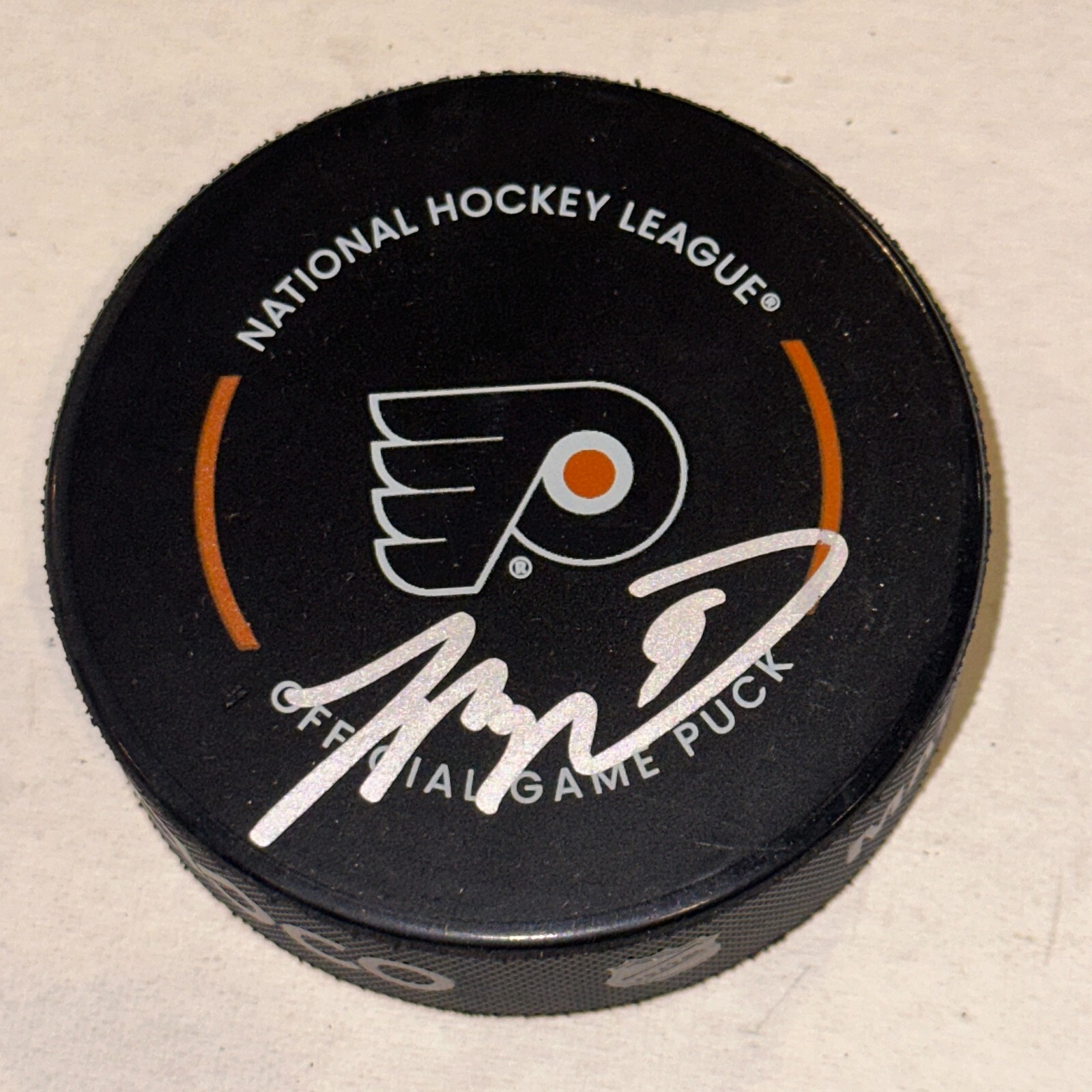 JAMIE DRYSDALE Signed Philadelphia FLYERS Official GAME Puck Beckett (BAS)