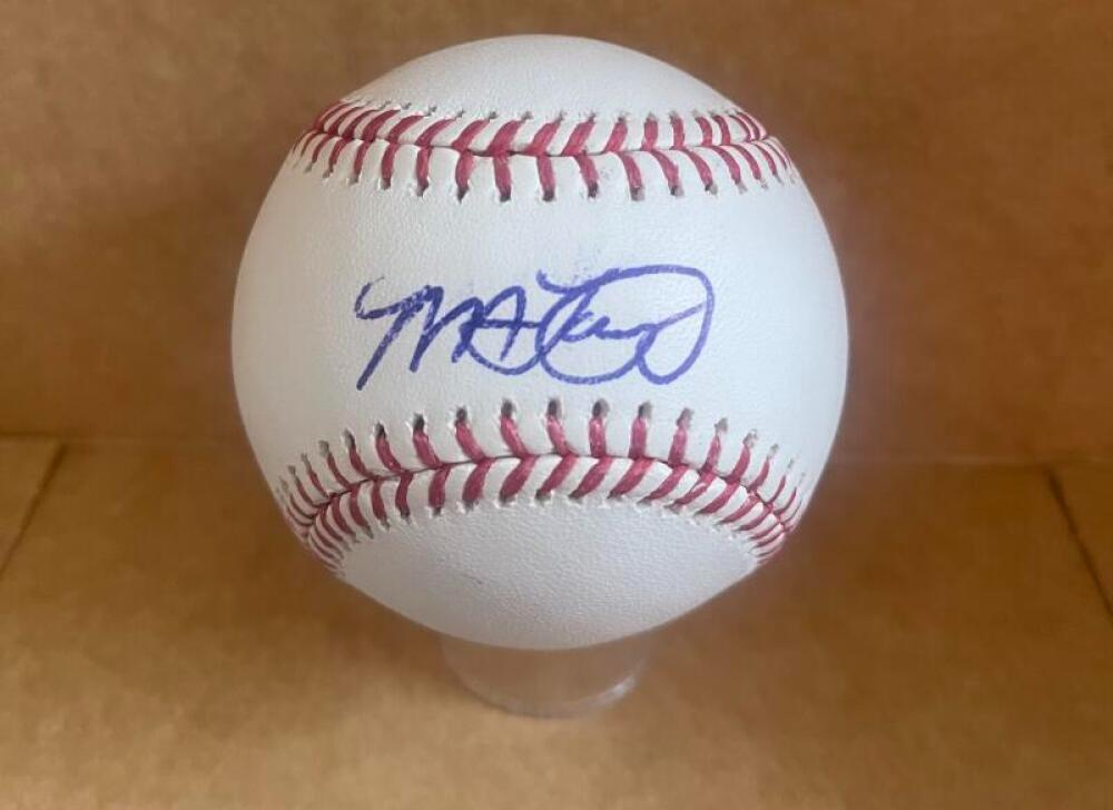 MICHAEL TAYLOR TWINS/ROYALS/NATS SIGNED AUTO M.L. BASEBALL BECKETT AUTH