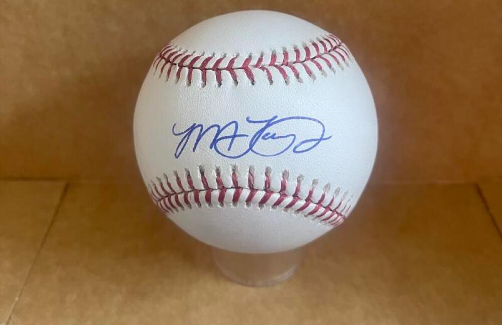 MICHAEL TAYLOR TWINS/ROYALS/NATS SIGNED AUTO M.L. BASEBALL BECKETT AUTH