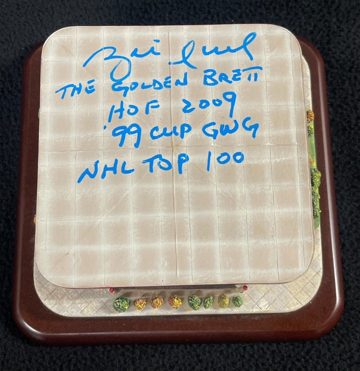 Brett Hull Signed & Multi-Inscribed Replica Dallas Stars Reunion Arena JSA COA