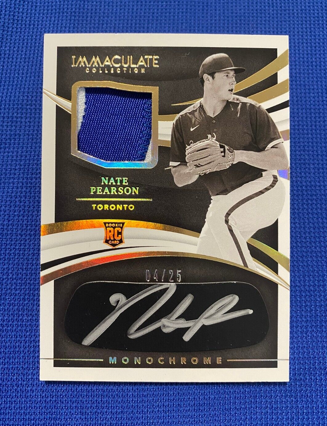 2021 PANINI IMMACULATE COLLECTION NATE PEARSON RC SIGNED AUTO JERSEY CARD /25