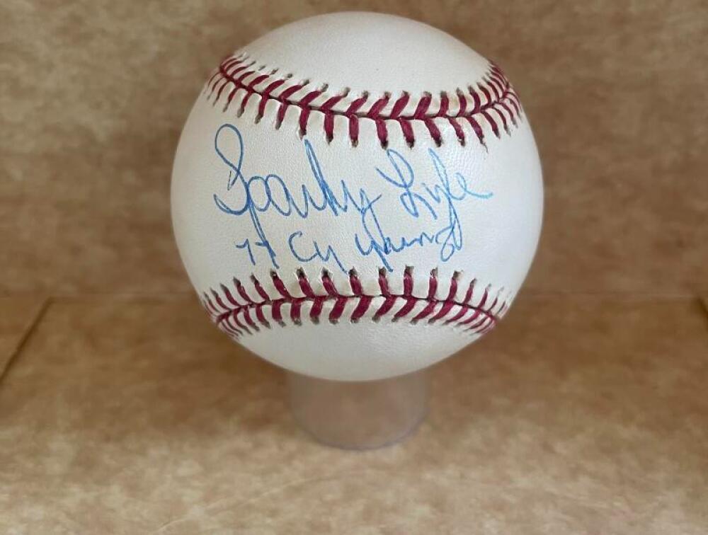 SPARKY LYLE YANKEES 77 CY YOUNG SIGNED AUTO M.L. BASEBALL BECKETT AUTH